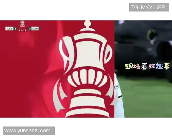 足球明星的搞笑日常：当绿茵场遇上幽默风趣的奇妙冒险